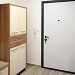 Maka * Pale